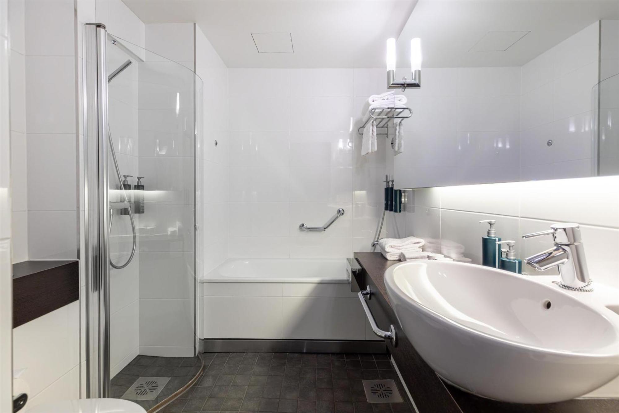 Junior Suite King con Vista Mare Parziale